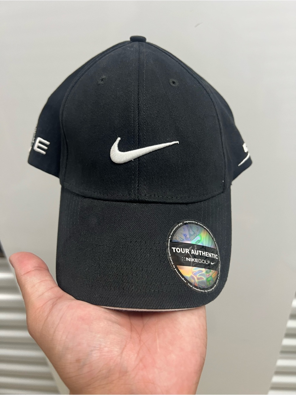Nike Golf Tour Authentic Hat